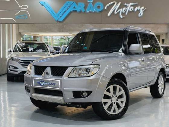 MITSUBISHI PAJERO TR4 2.0 4X2 16V 140CV FLEX 4P AUTOMÁTICO